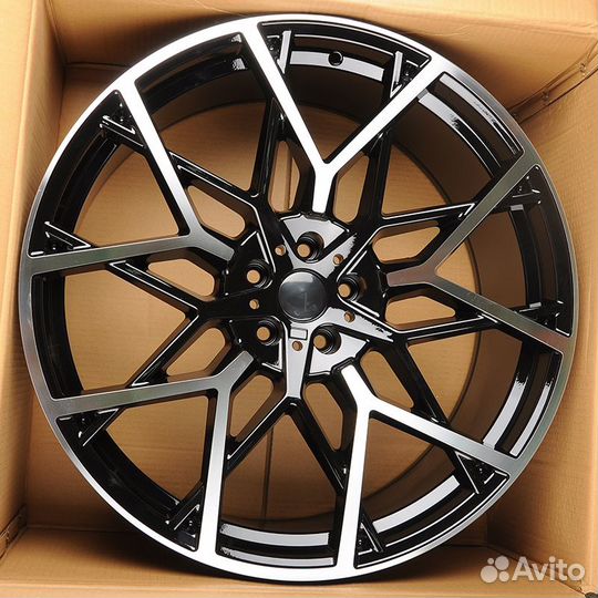 Диски на BMW X6 (G06), X5 (G05), X7(G07) разноширо