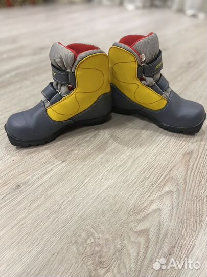 Лыжные ботинки marax