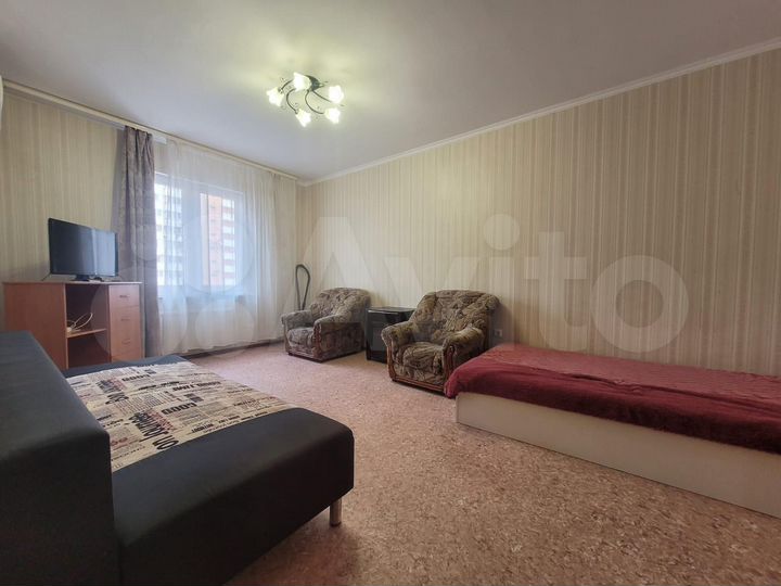 1-к. квартира, 43 м², 5/18 эт.