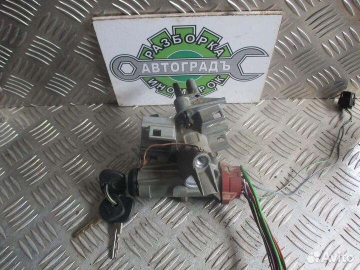 Замок зажигания BMW 5 E34