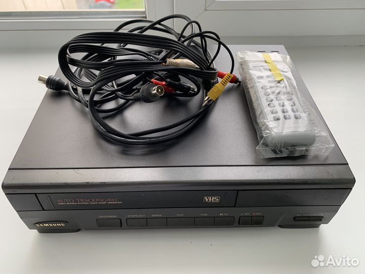 Видеомагнитофон samsung