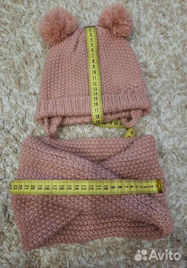 Шапочка и снуд под zara, примерно до 2х годиков)