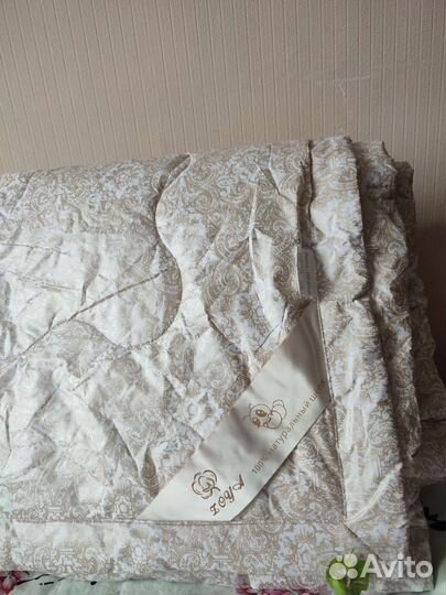 Одеяло облегченное полуторное шелк