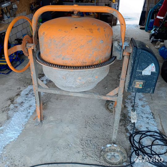 Бетоносмеситель Прораб есм-180