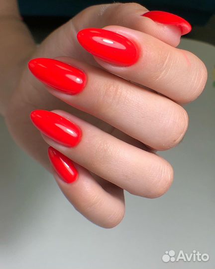 Мастер маникюра и педикюра