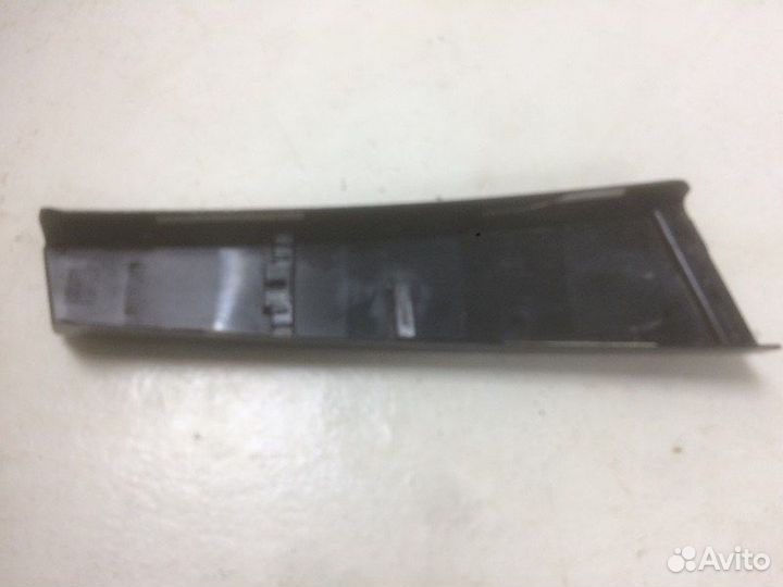 Накладка стойки правая Citroen C4 2011