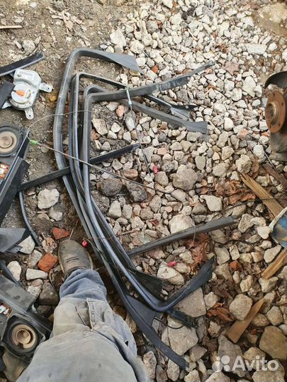 Уплотнитель двери на бмв е38 двойные стекла