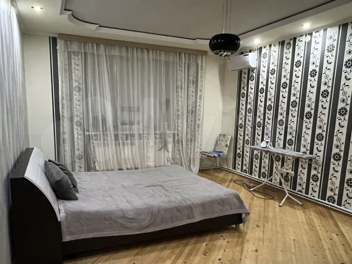 3-к. квартира, 95 м², 2/6 эт.