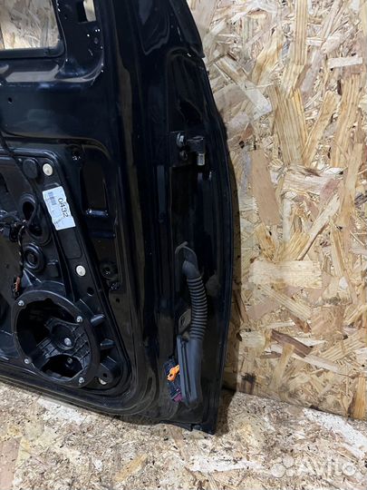 Дверь передняя левая Volkswagen Golf 6