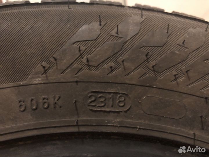 Nokian Tyres Hakkapeliitta 9 185/65 R15 92T