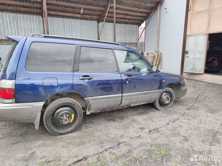 Subaru Forester SF5 в полный разбор