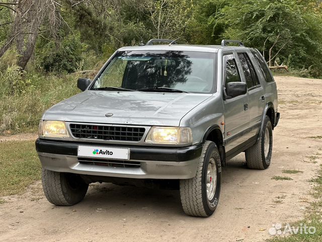 1992 Opel Frontera 2 4