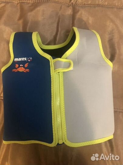 Спасательный жилет