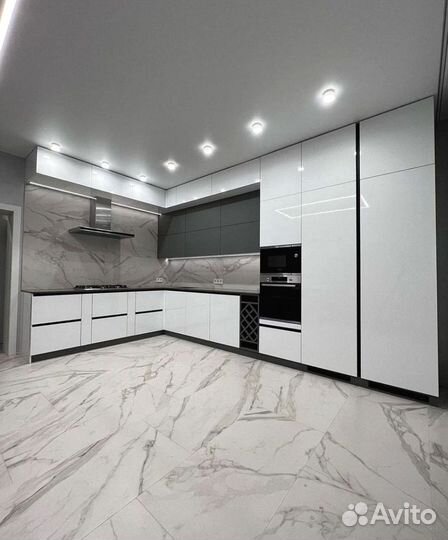 Кухня под потолок эконом