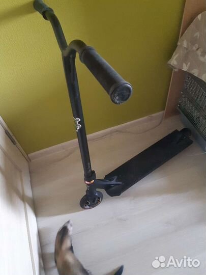 Трюковой самокат