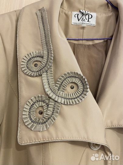 Плащ женский