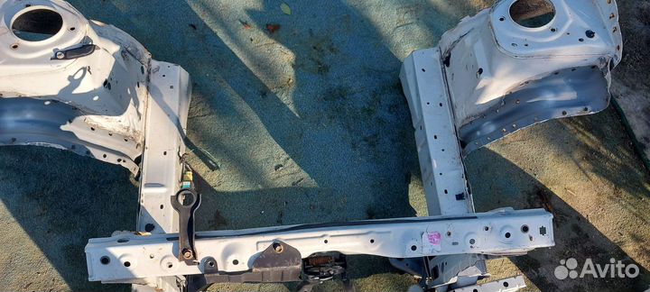 Телевизор на Дайхатсу Териос