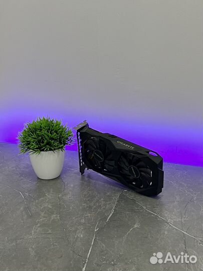 Видеокарта GTX 1650 4gb Gigabyte