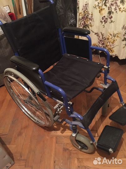 Инвалидная коляска складная бу