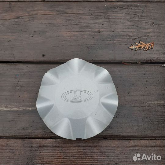 Колпак литого диска лада