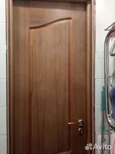 Дверь межкомнатная 600 с коробкой бу шпон дерева