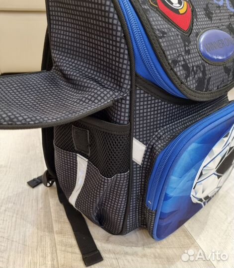 Школьный рюкзак