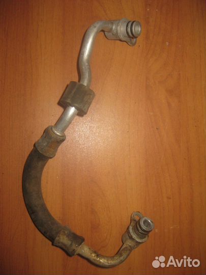 Трубопровод охлаждения турбины Mercedes