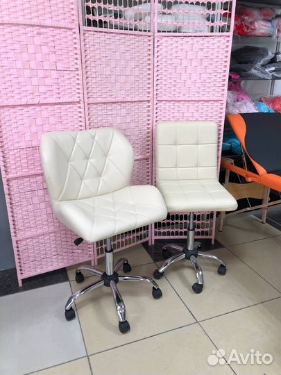 Стул для мастера ресниц
