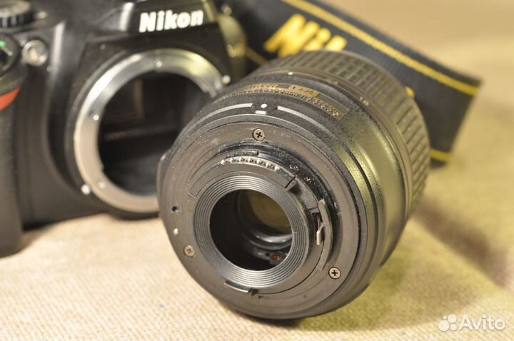 Зеркальные фотокамера Nikon