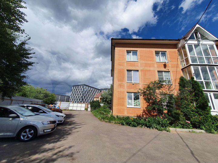 Комната 17 м² в 3-к., 3/3 эт.