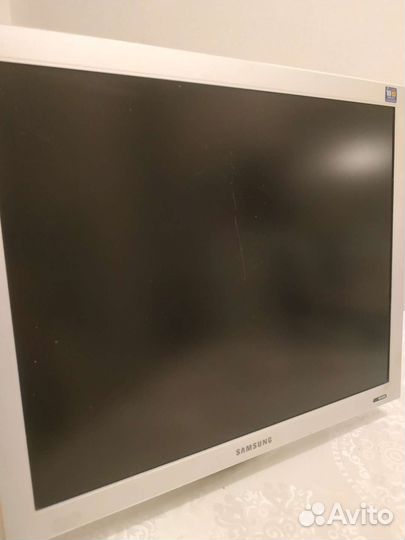 Монитор Samsung 17