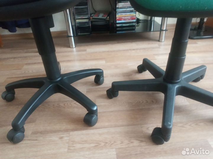 Компьютерное офисное кресло