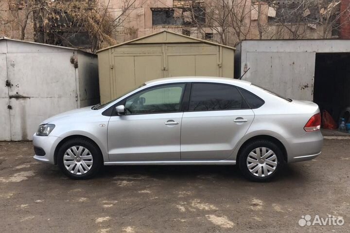 Volkswagen Polo 1.6 МТ, 2012, 105 000 км