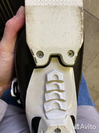 Ботинки горнолыжные женские