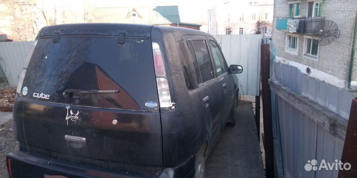 Nissan Cube 1.3 AT, 2001, 300 000 км