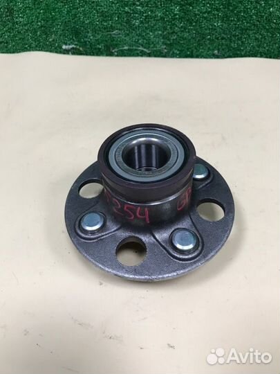 Ступица задняя Honda Freed GB3 L15A 2011