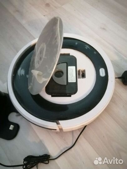 Робот пылесос