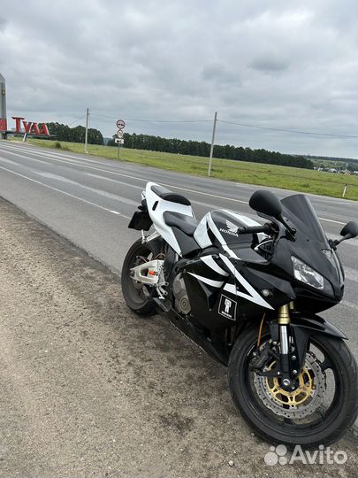 Honda cbr 600 rr