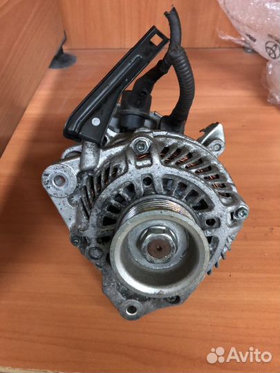 Генератор honda civic 4d