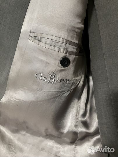 Деловой костюм 