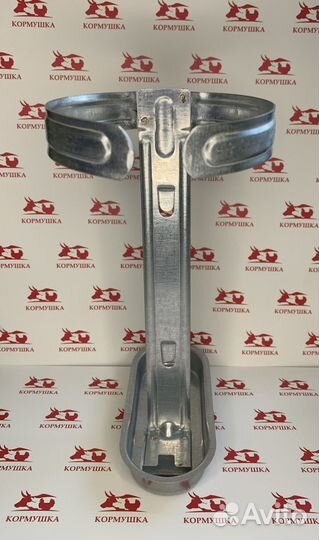 Поилка под бутылку стальная для кроликов