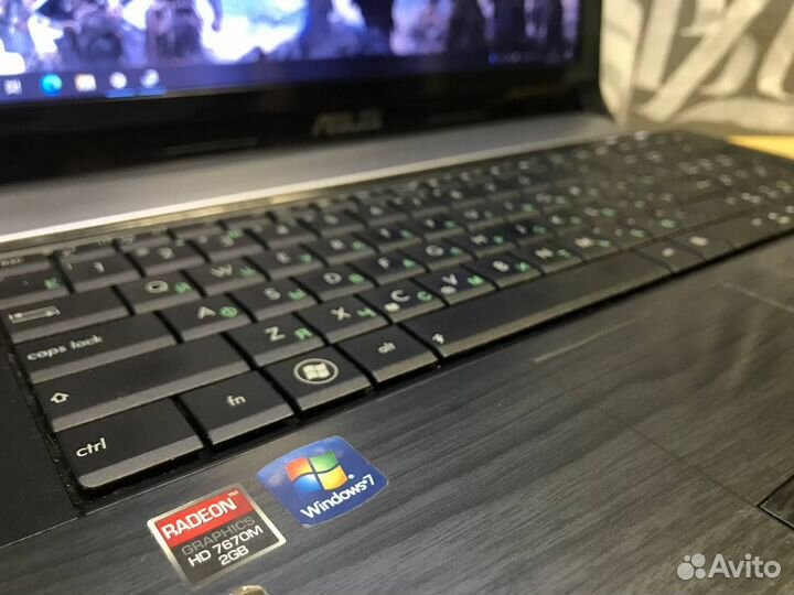 Отличный ноутбук Asus 2видеокарты/6gb/SSD+HDD