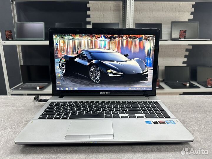 Игровой ноутбук Samsung i5/8GB/500GB/2видеокарты