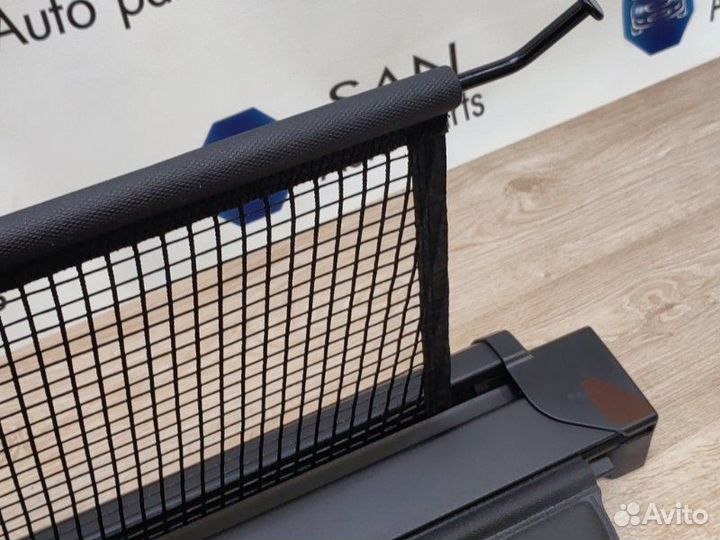 Шторка багажника Bmw X5 Рест E70 рест N55B30 2010