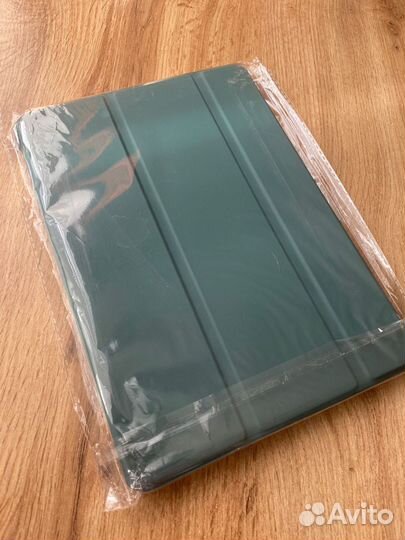 Чехол силиконовый на iPad 10.2