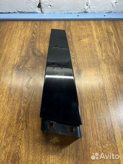 Накладка на стойку кузова правая Skoda Rapid