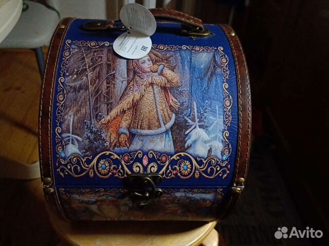 Сундук новогодний