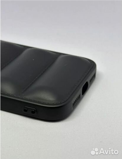 Чехол на iPhone