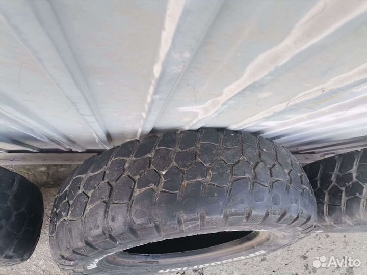 Bfgoodrich Mud-Terrain T/A KM2 225/75 R16