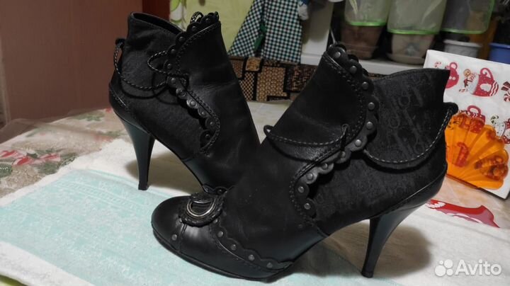 Ботильоны две пары